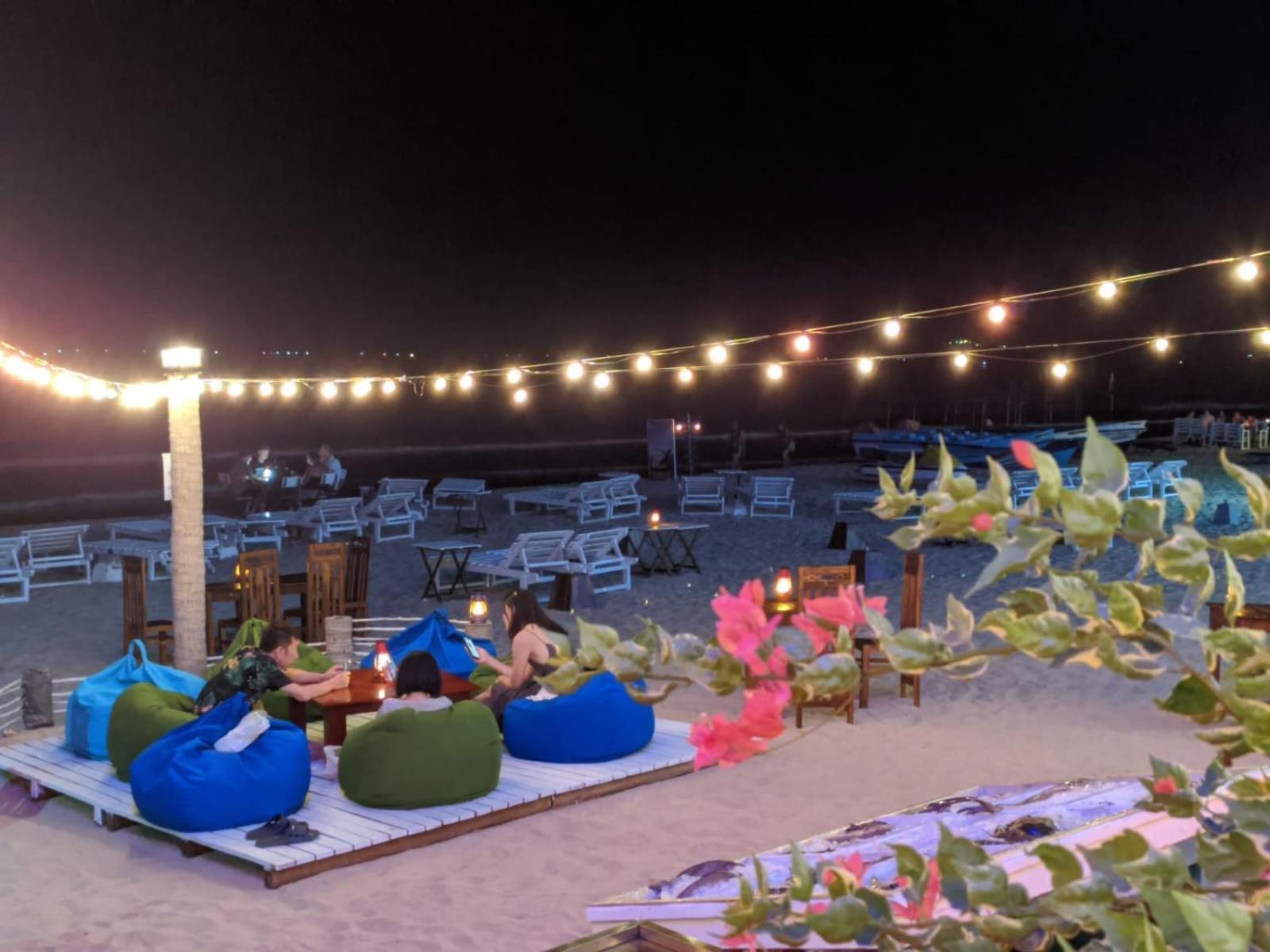 Blue Sand Beach Resort 트링코말리 외부 사진